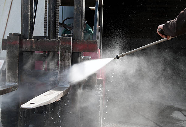 Post-Construction Pressure Washing in Kitsap Lake, WA